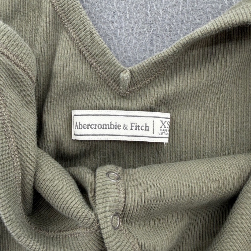 Abercrombie Henley Ribbed Thong Bodysuit S Olive Green Sleeveless V-Neck Boho - Picture 9 of 12